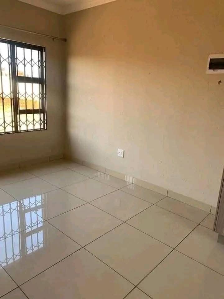 To Let 3 Bedroom Property for Rent in Waterval East North West